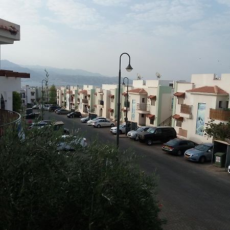 Holiday Apartments Ейлат Екстериор снимка