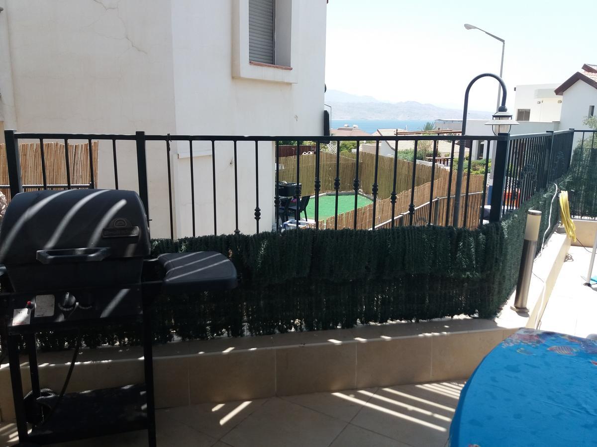 Holiday Apartments Ейлат Екстериор снимка